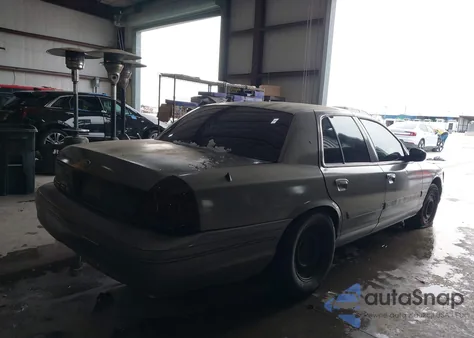 2005 Ford Crown Victoria Police from USA, damaged, VIN 2FAFP71WX5X149855